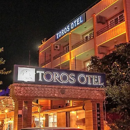 Toros Hotel *