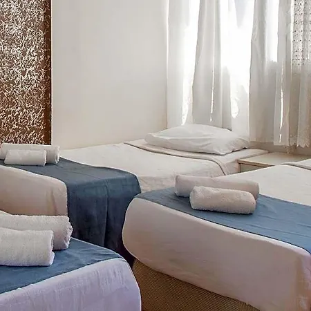 Hotel Toros *